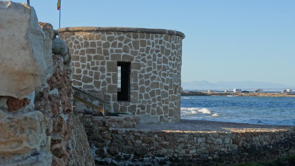 Вилла Casa En La Costa Торевьиа Экстерьер фото