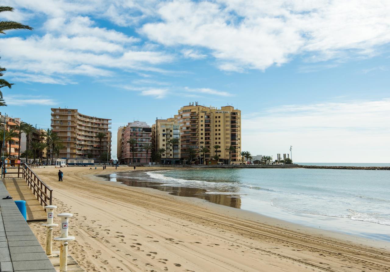 Вилла Casa En La Costa Торевьиа Экстерьер фото