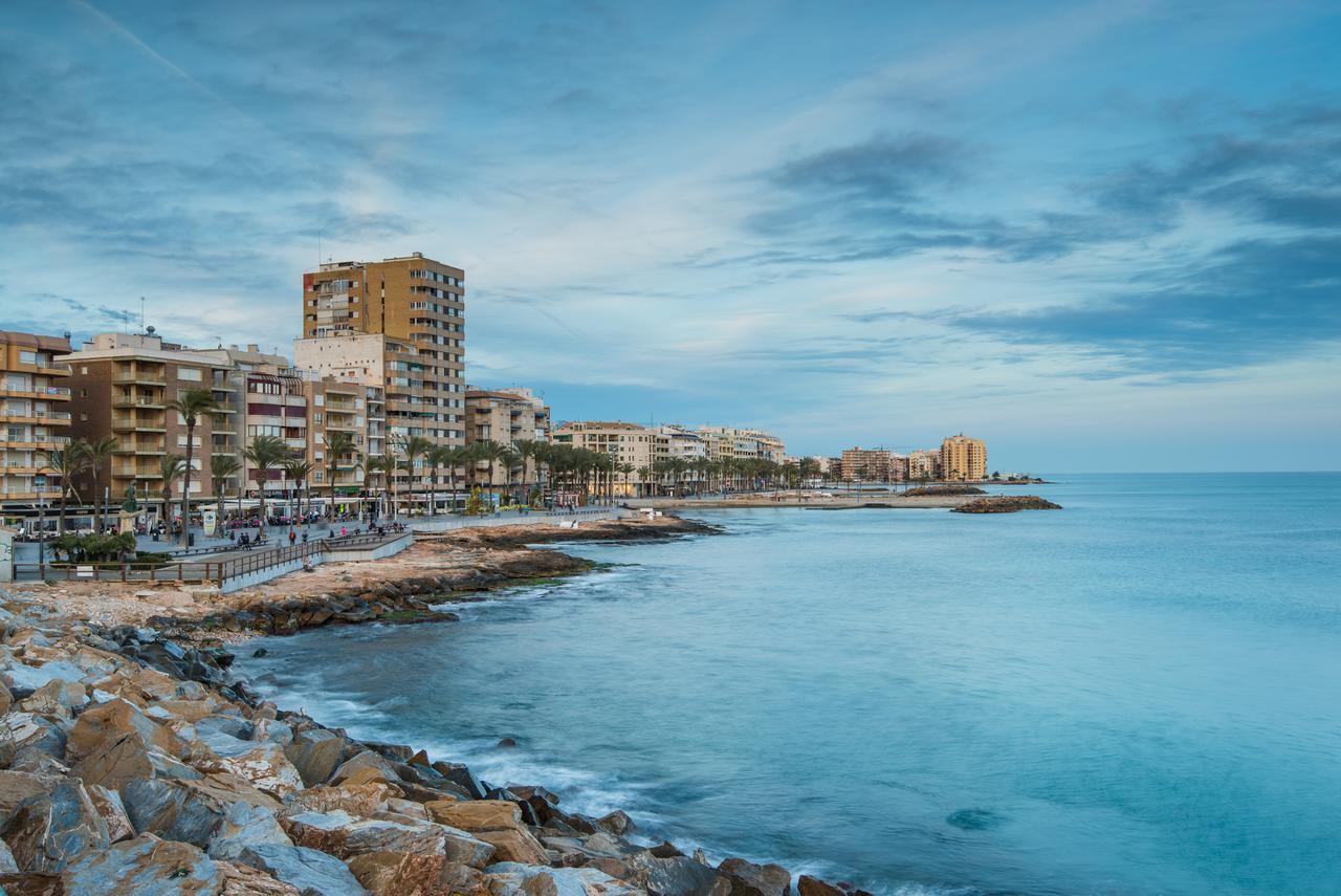 Вилла Casa En La Costa Торевьиа Экстерьер фото